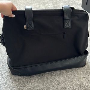 Beis weekender bag; like new